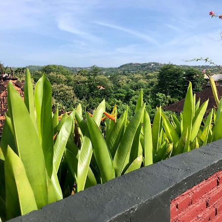 The Hidden Escapes Bingin- Sunset Rooftop Wood House With Ocean View & Private Kitchen Uluwatu Exterior foto
